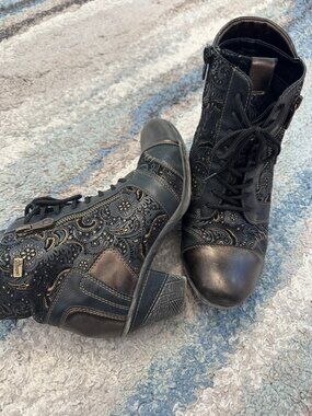 Remonte Black/Copper Gold Size 38 Women's Mid Height Ankle Boot